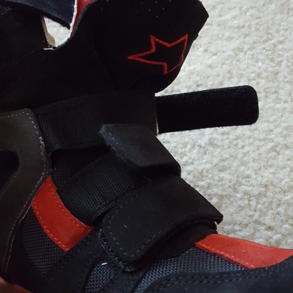 NIB Ishikawa Hidden Heel Hi Tops - Picture 8 of 8